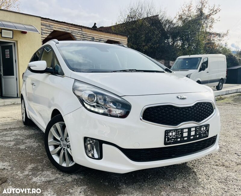 Kia Carens