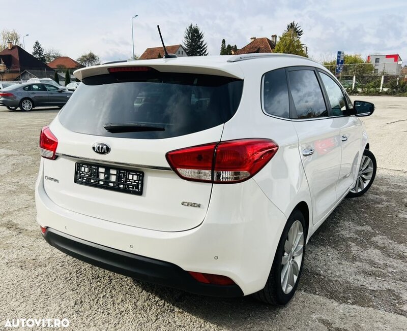 Kia Carens